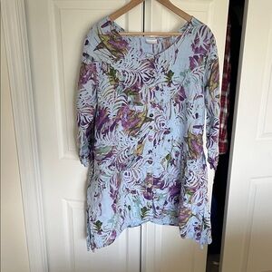 Elegant Floral Women's Tunic in Purple and Green